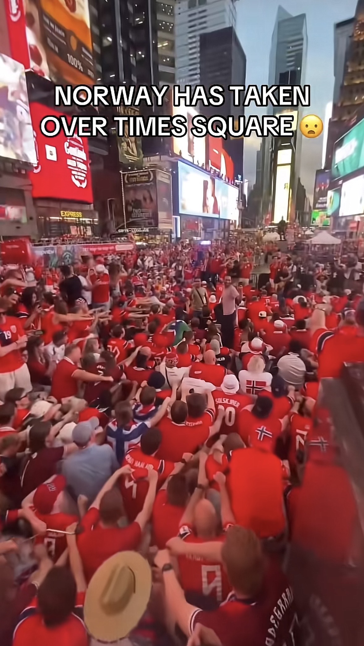 The World Cup Beyond the Pitch: How Social Media Communities Shaped the Tournament